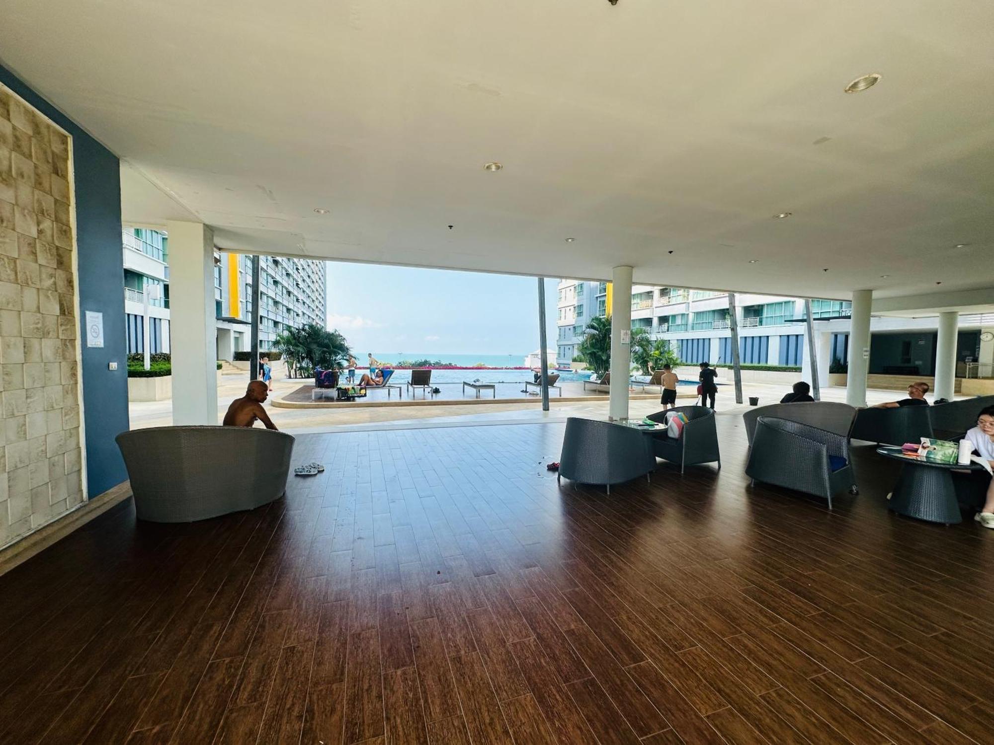 Seaview Beach Room Lumpini-Pool And Gym Face To Ocean Csomtien-part Kültér fotó