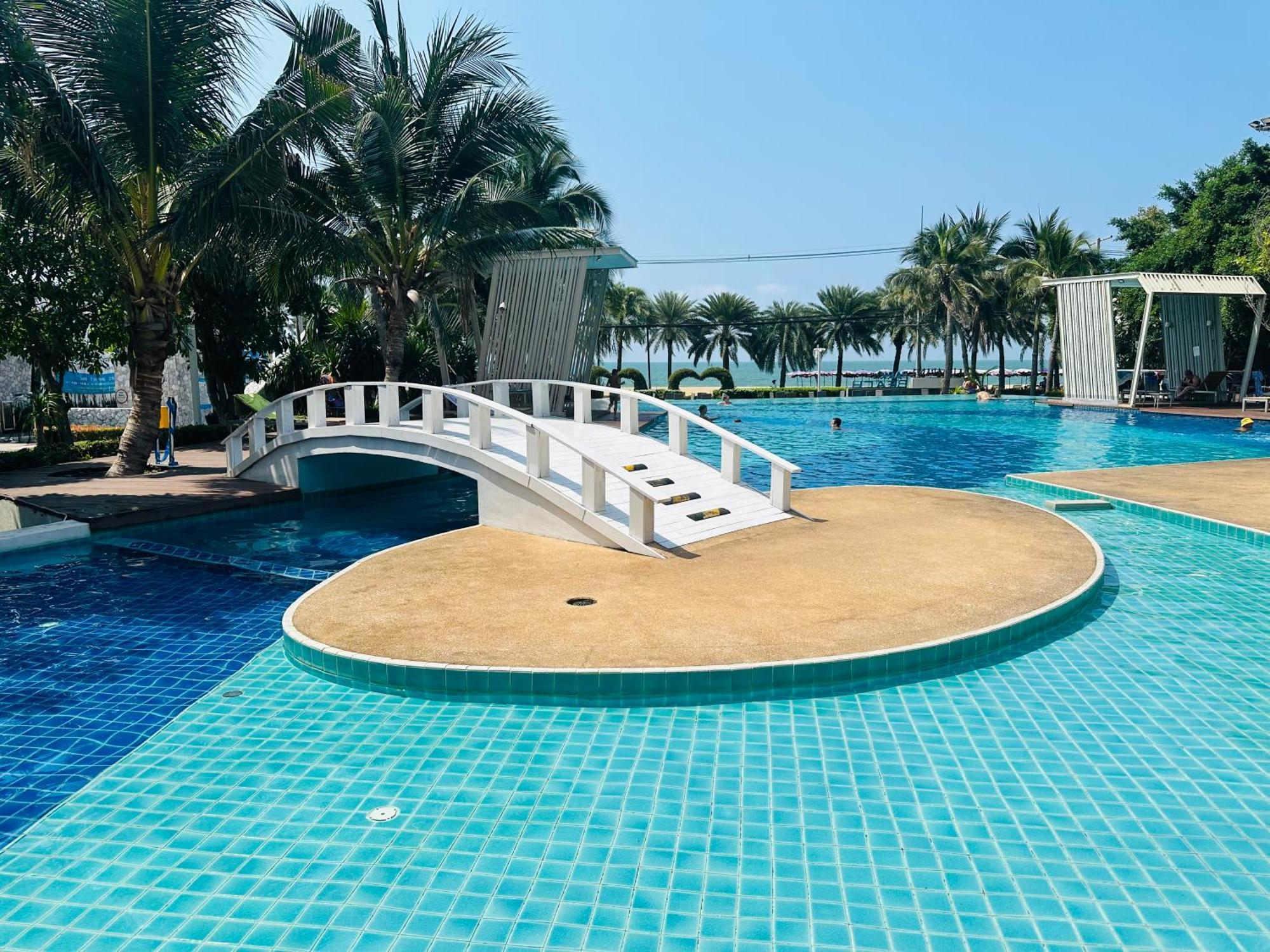 Seaview Beach Room Lumpini-Pool And Gym Face To Ocean Csomtien-part Kültér fotó